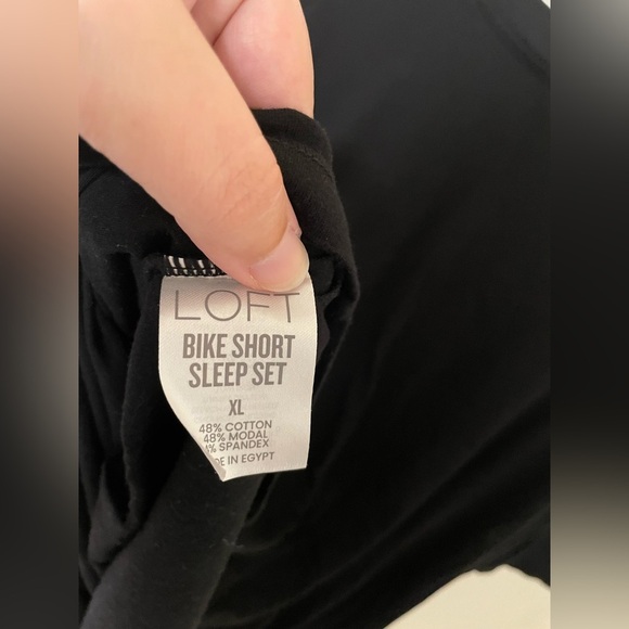 ✨2 For $6 Loft Black Comfy Sleep Shirt Size XL - Picture 4 of 4